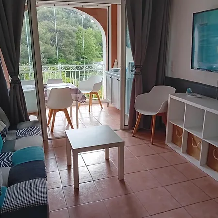 T2 Avec Piscine A 100 M De La Apartment Six-Fours-les-Plages