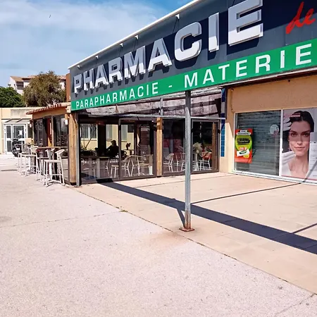 Apartamento T2 Avec Piscine A 100 M De La